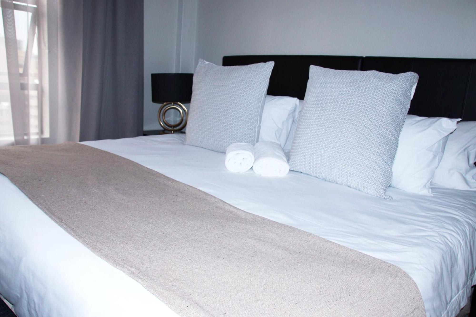 Apartment Westpoint Executive Sandton Johannesburg