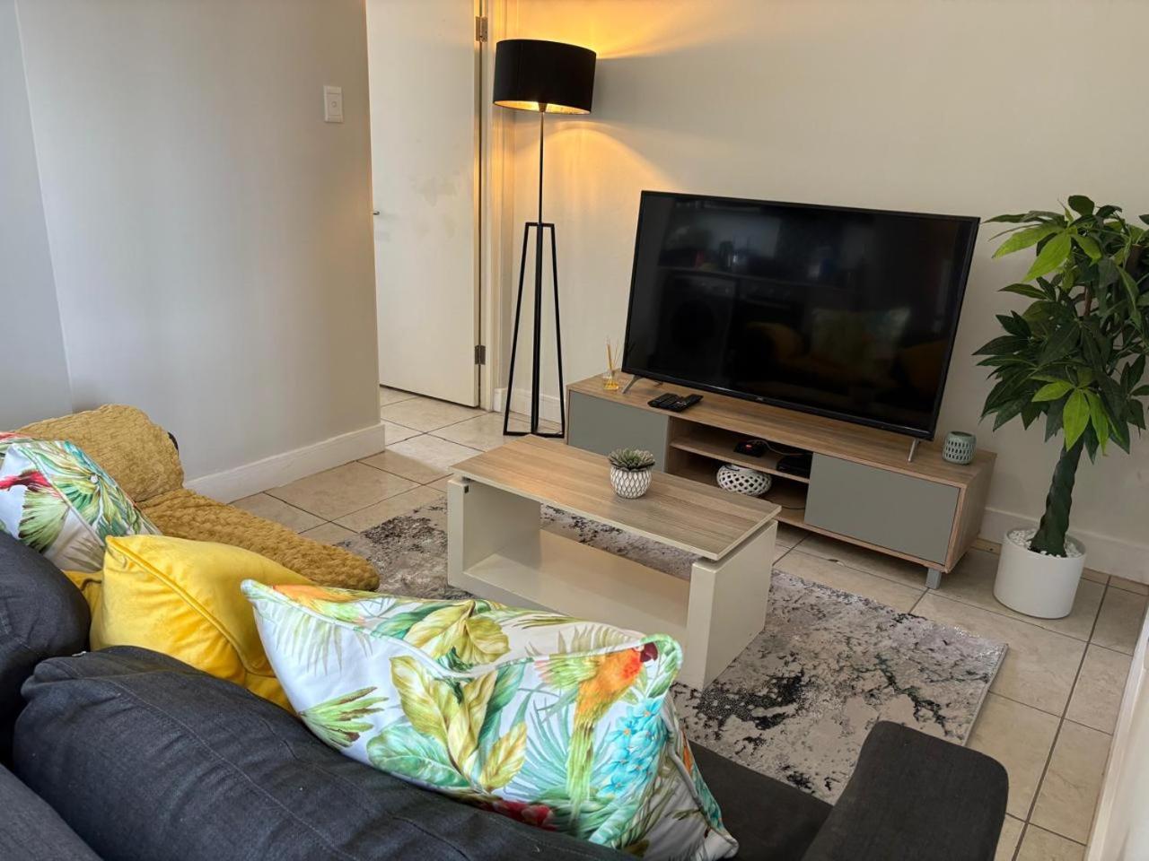 The Cube Sandton Bed & Breakfast