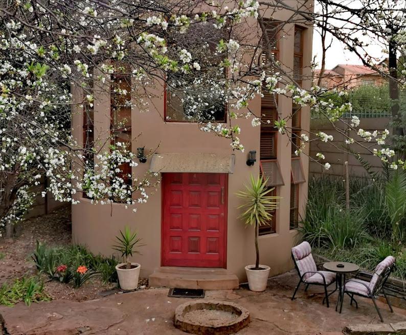 Moonflower Chalet