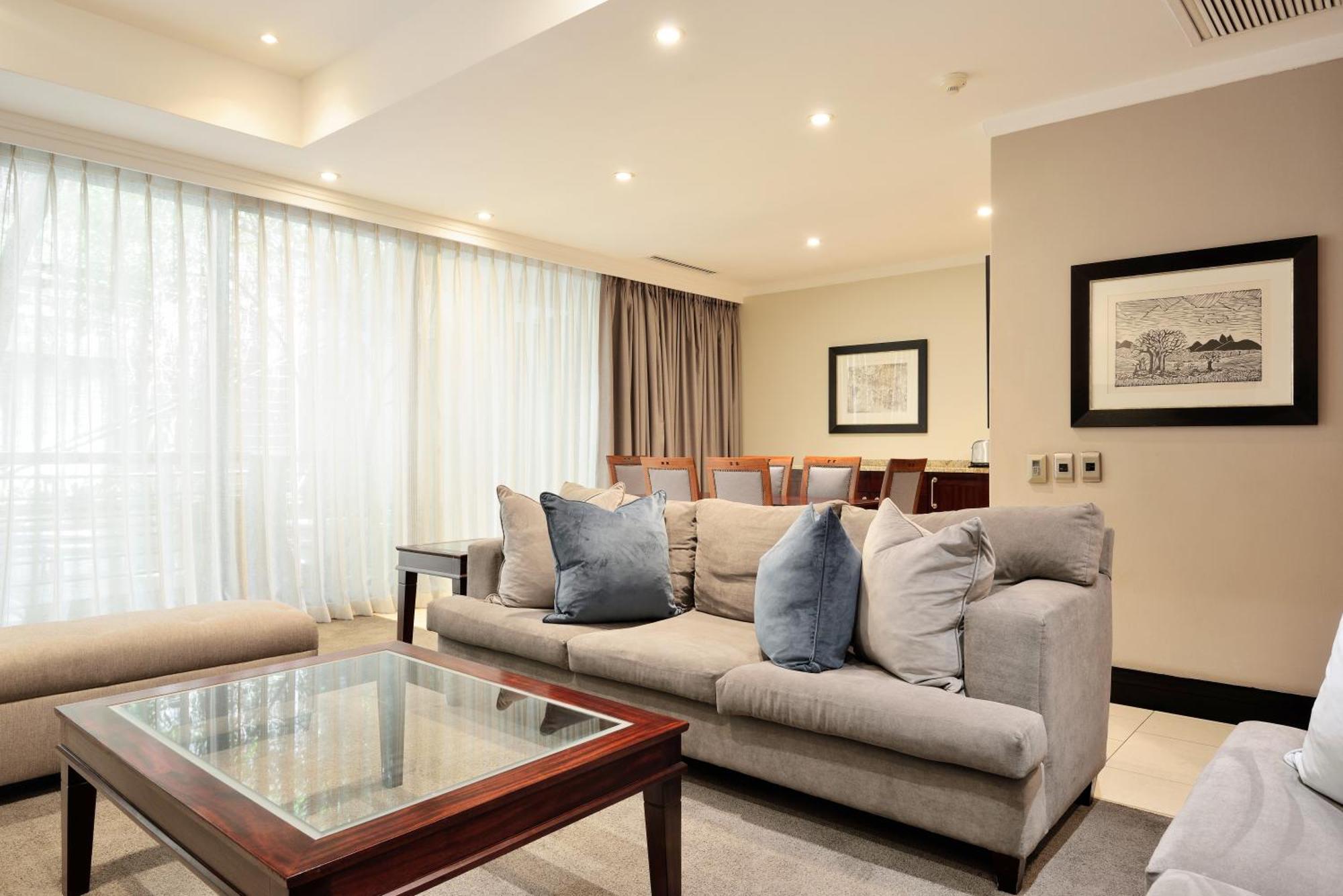 Hotel Raphael Johannesburg
