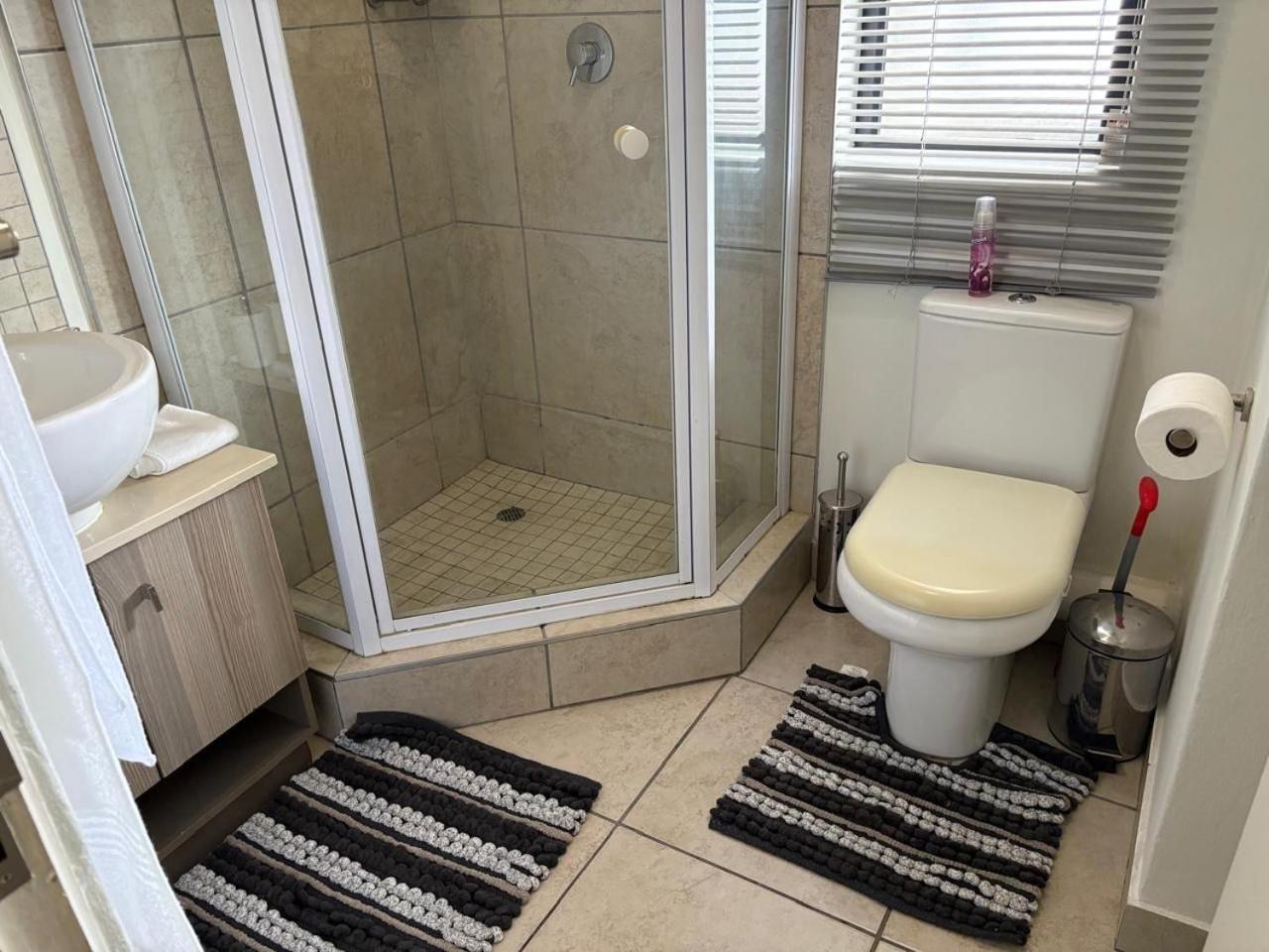 Bed & Breakfast The Cube Sandton Johannesburg