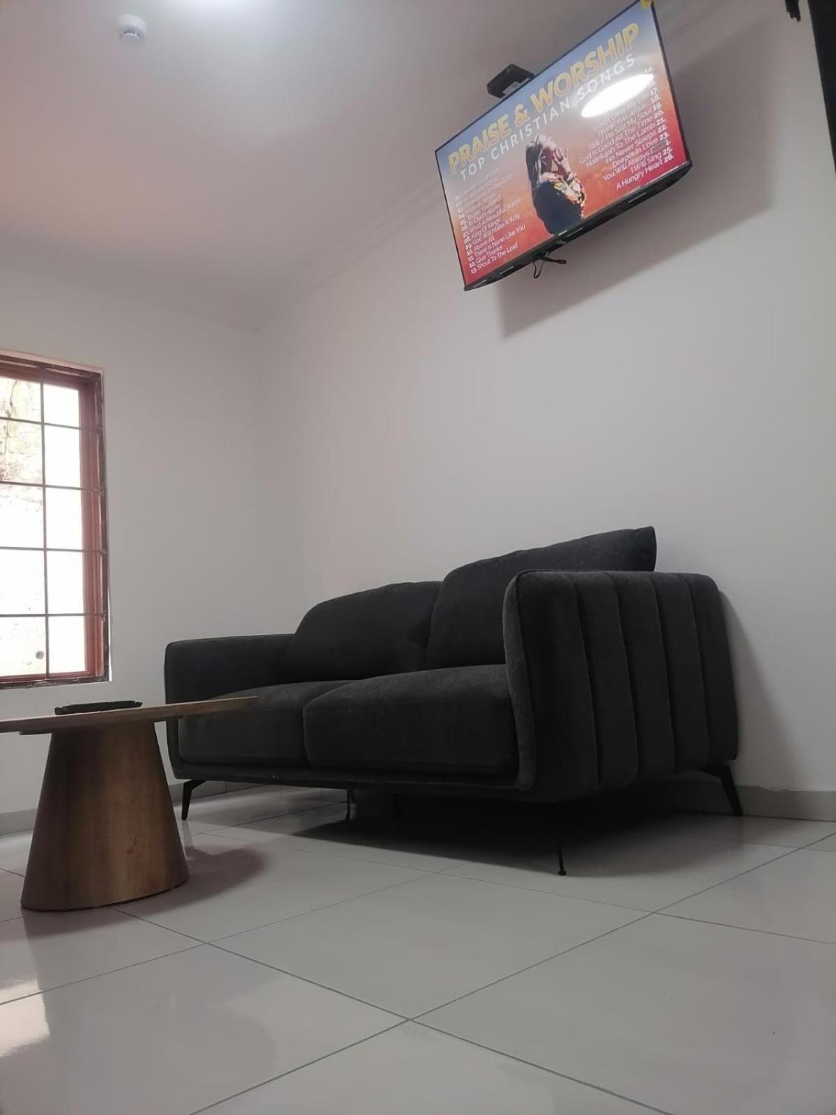 Gold Rush Oasis Guest house *