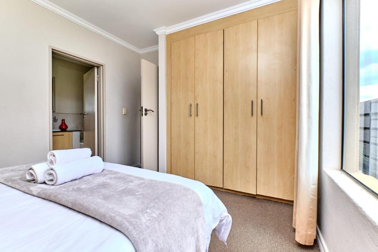 Nyumbayanga Accommodation-westpoint *