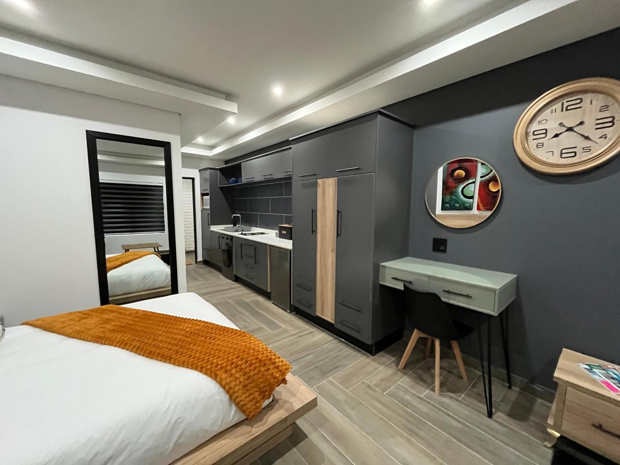 Plot 98 Guest house Johannesburg