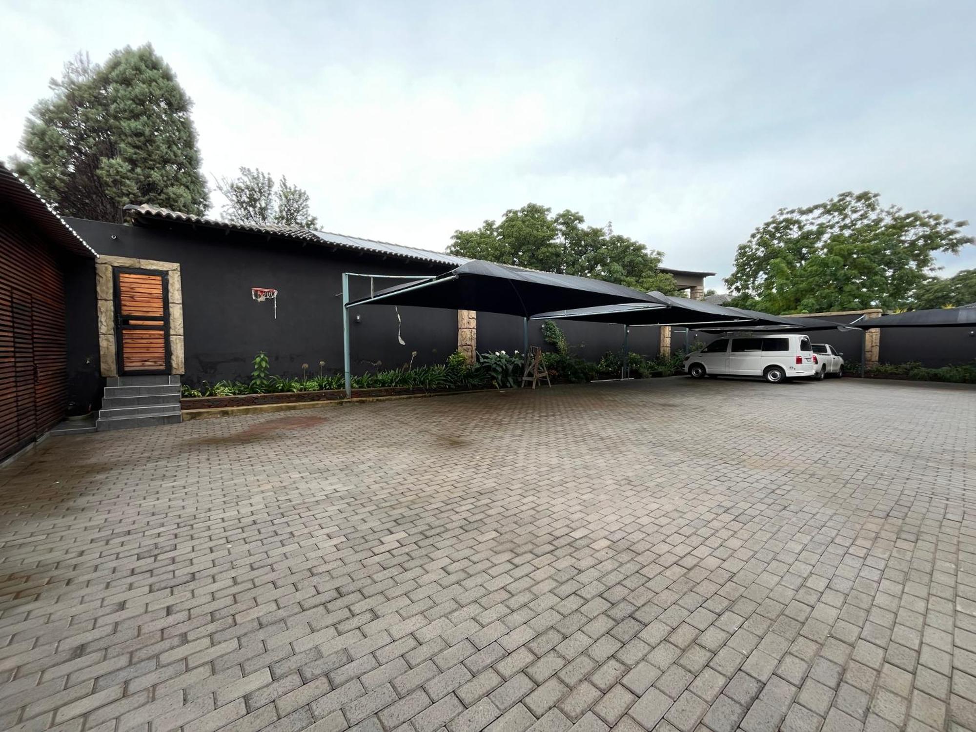 Guest house Plot 98 *