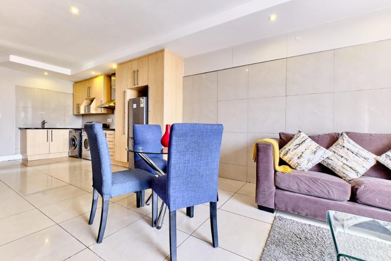 Apartment Sandton Serviced Apartments@hydro