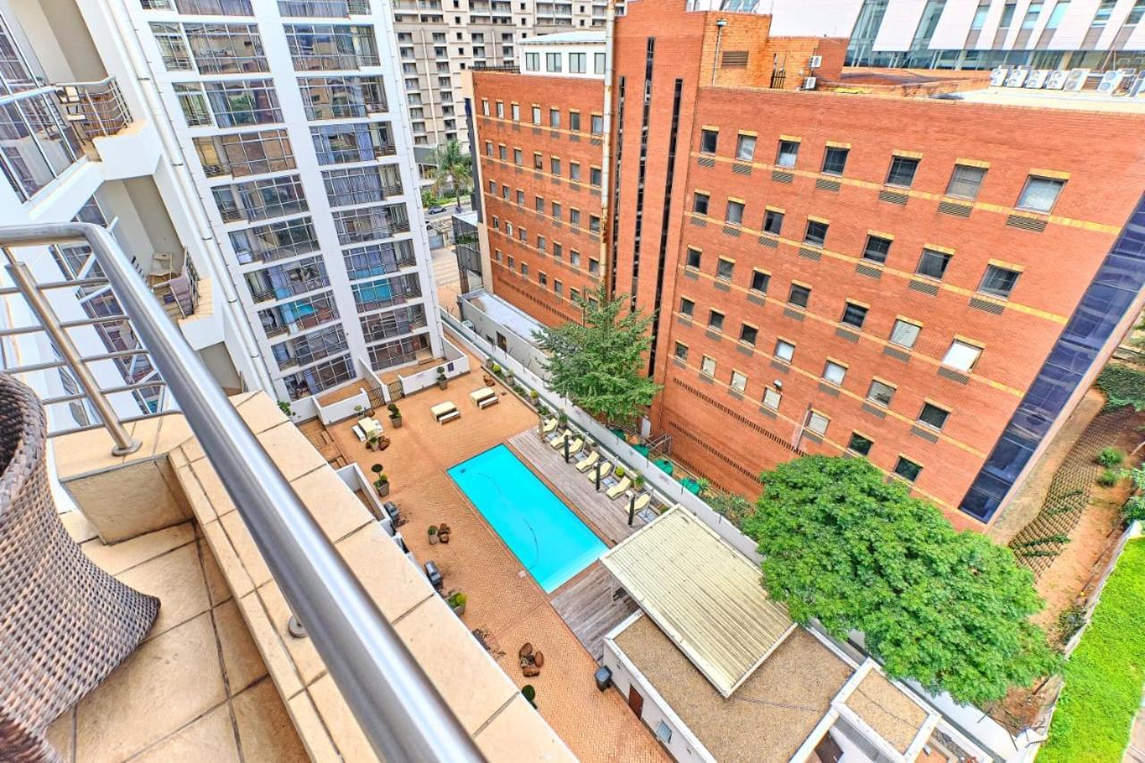 Sandton Serviced Apartments@hydro Apartment *