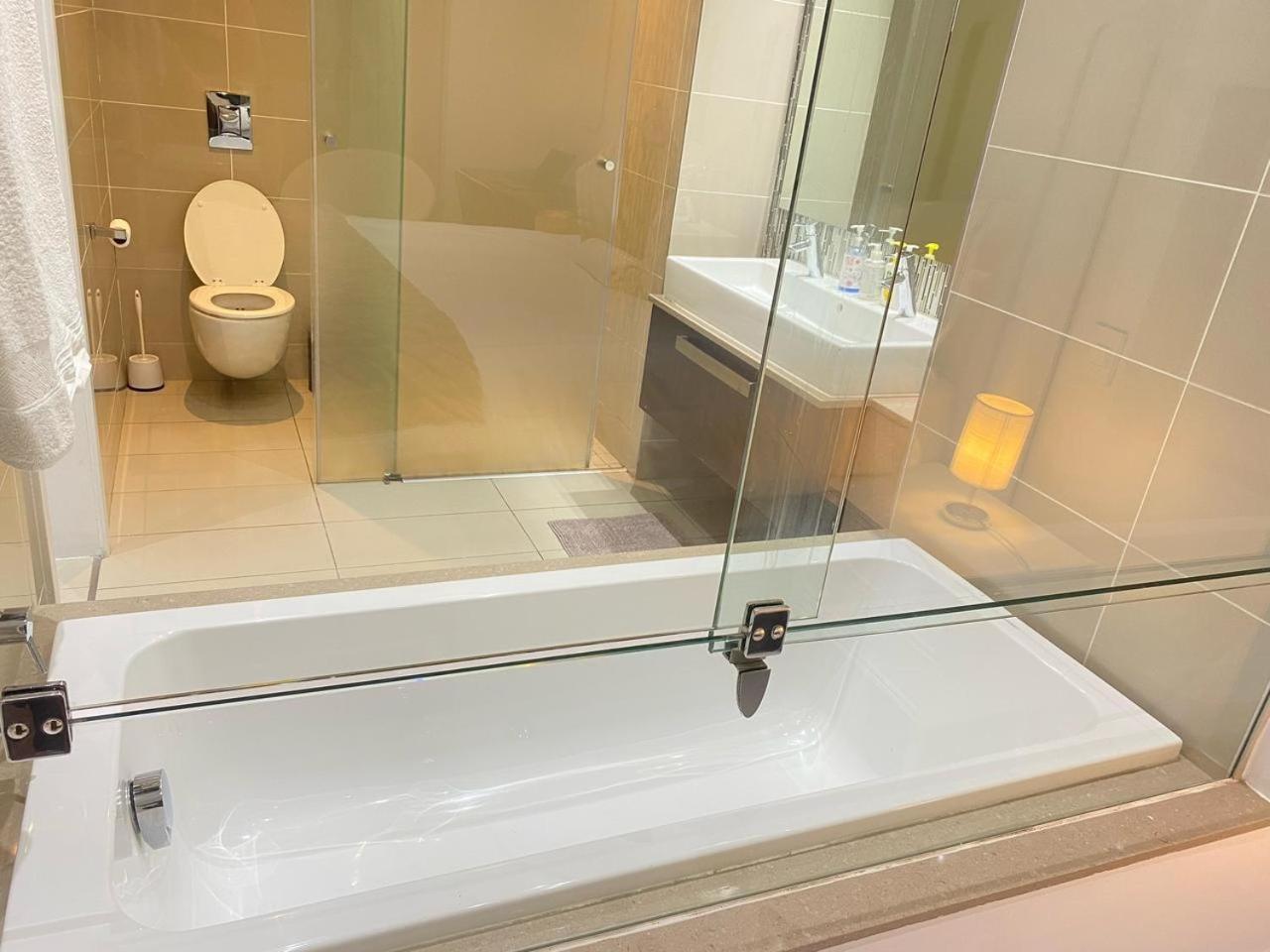 Luxury & Premium Sandton Two * Johannesburg
