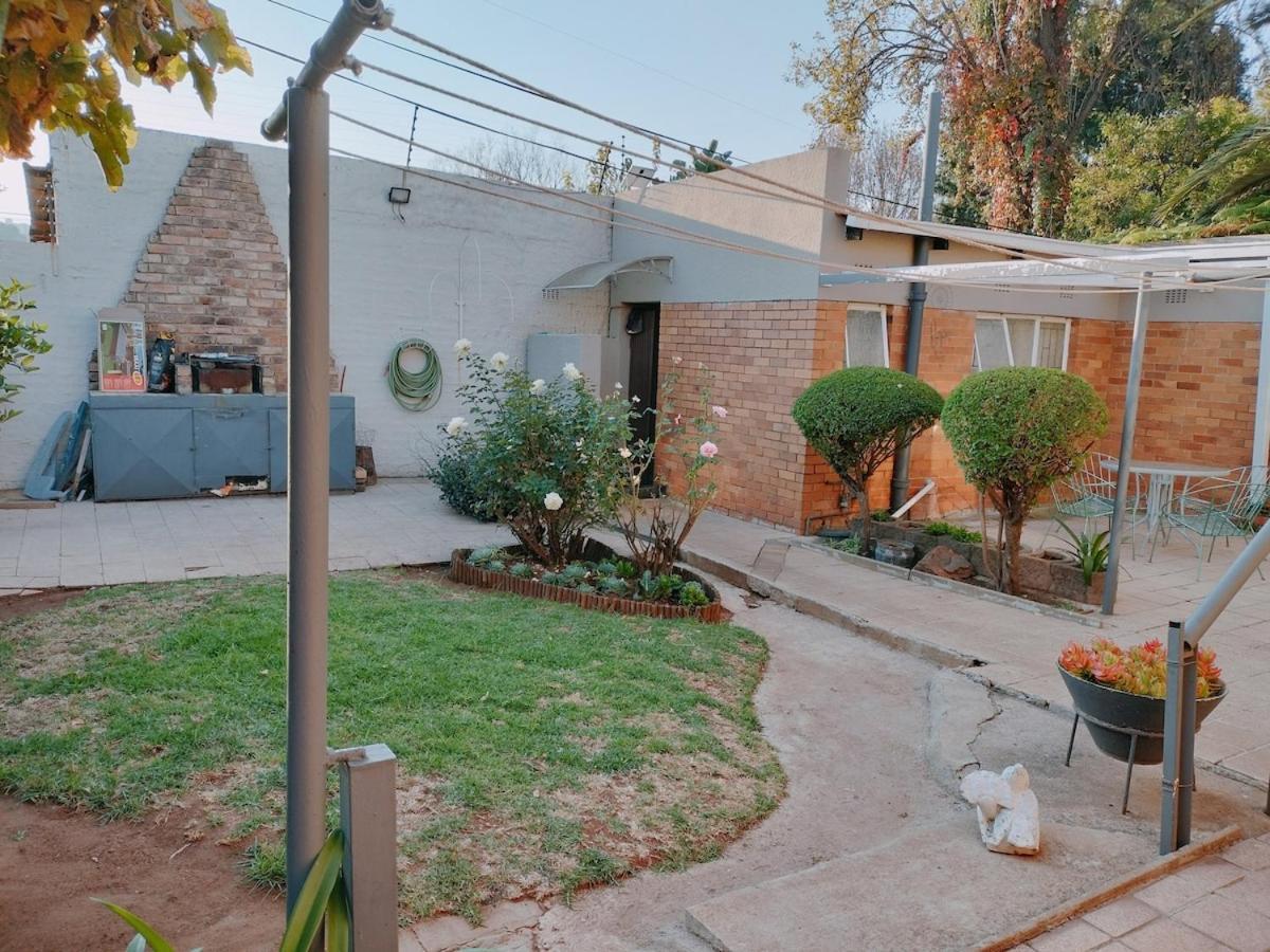 Large Family Home-neighboring Northcliff And Greymont Casa de férias