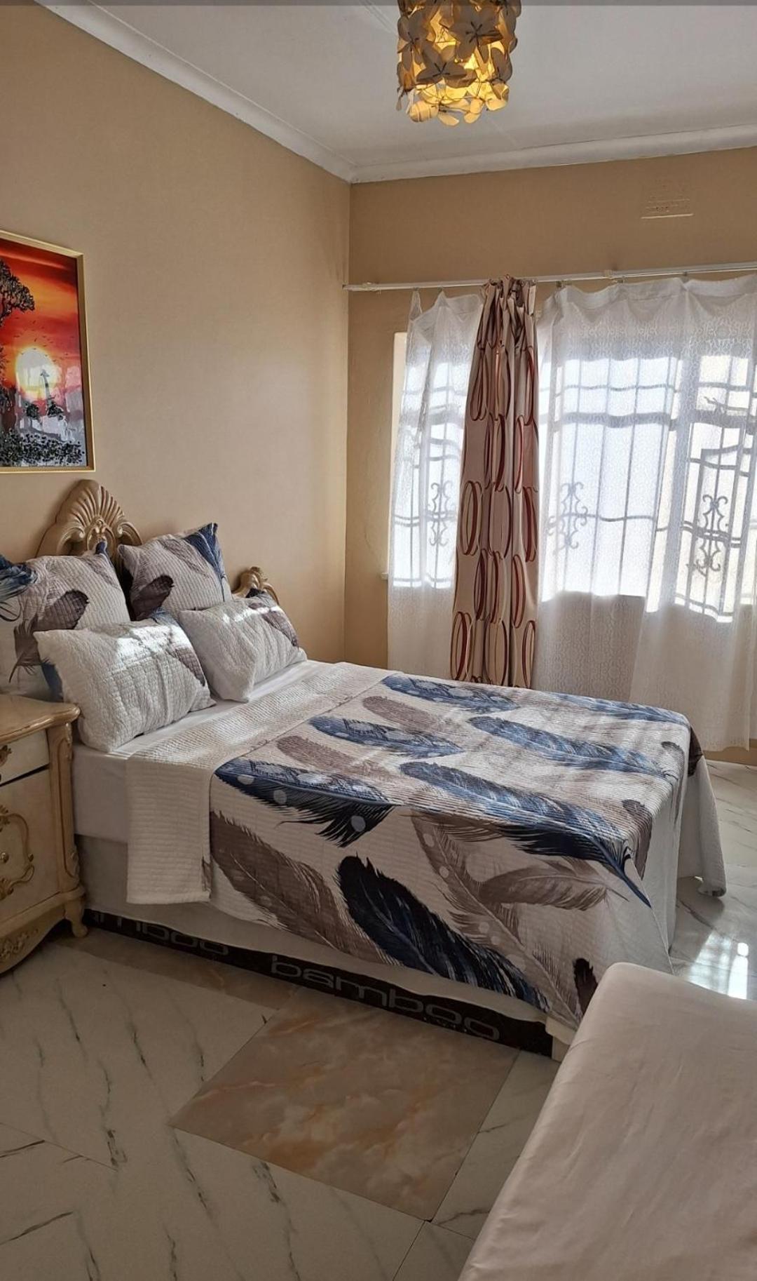 Ở trọ Guest And Johannesburg