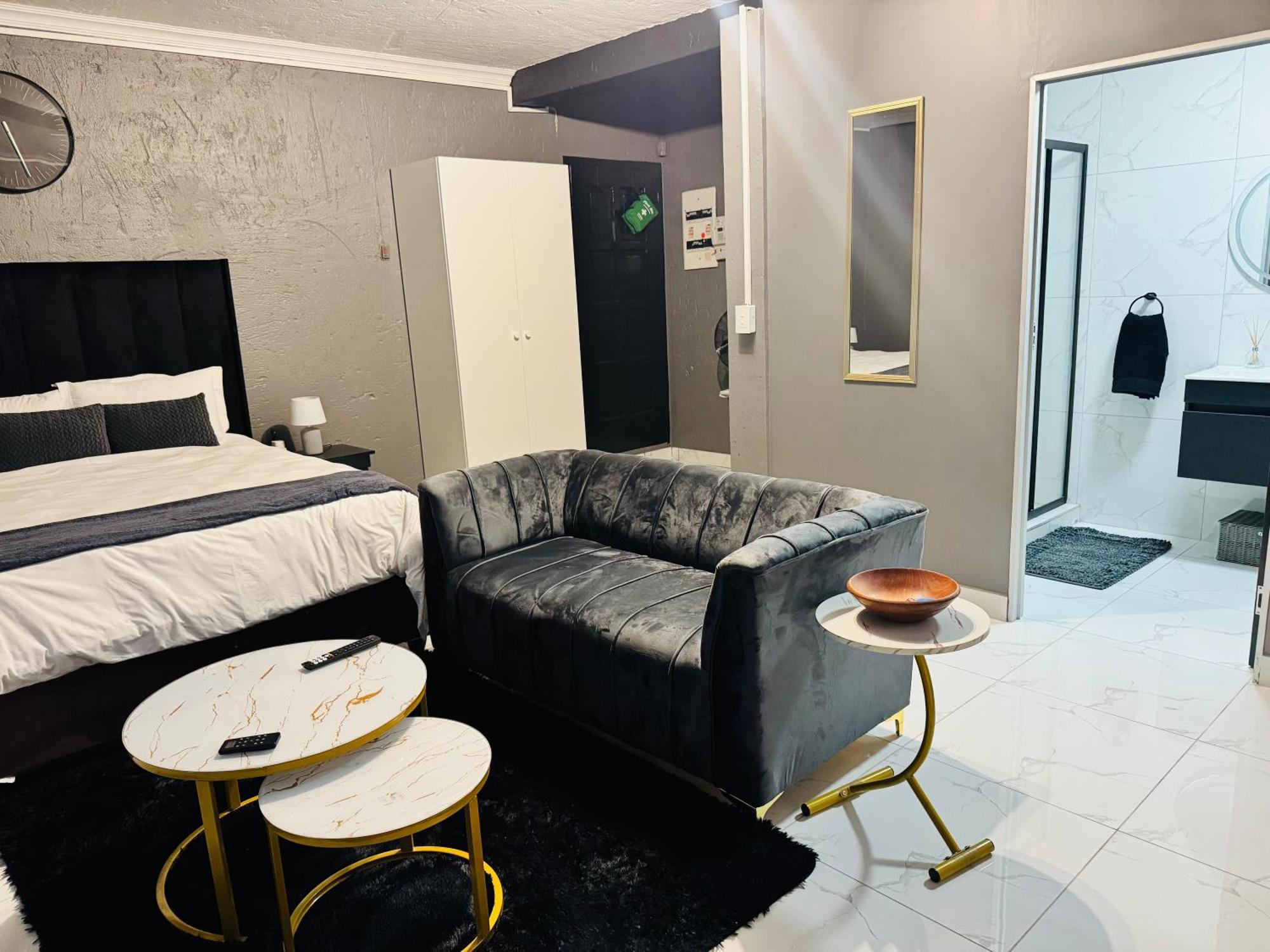 Picasso Sandton - Executive Apartment *