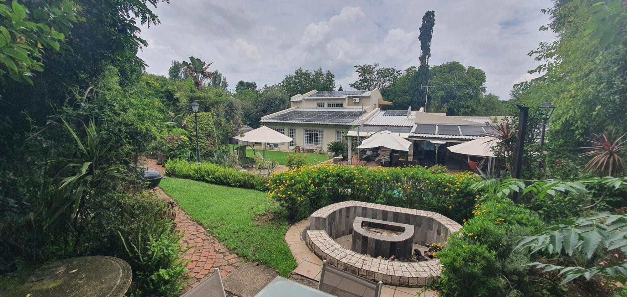 Gasthof Peppertree Paulshof Jhb Solar No Loadshedding
