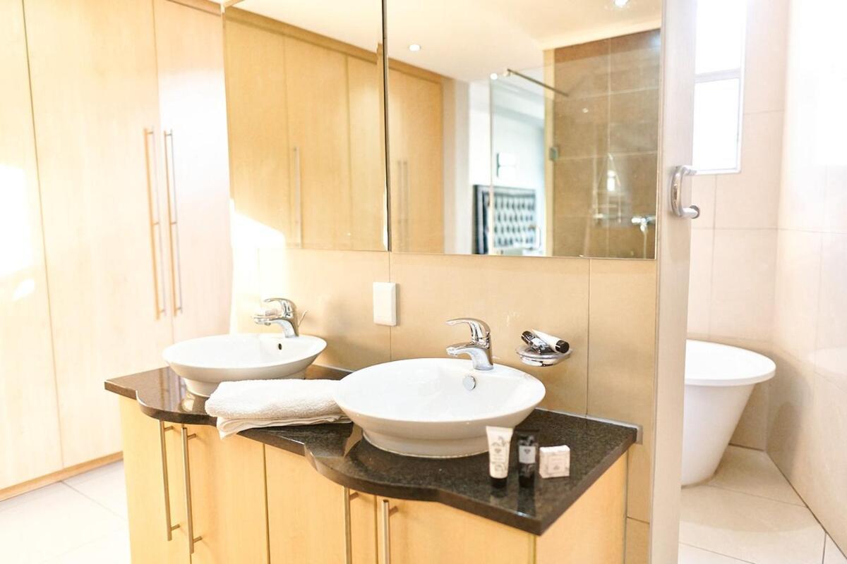 Prestige Penthouse In Sandton Apartment Johannesburg