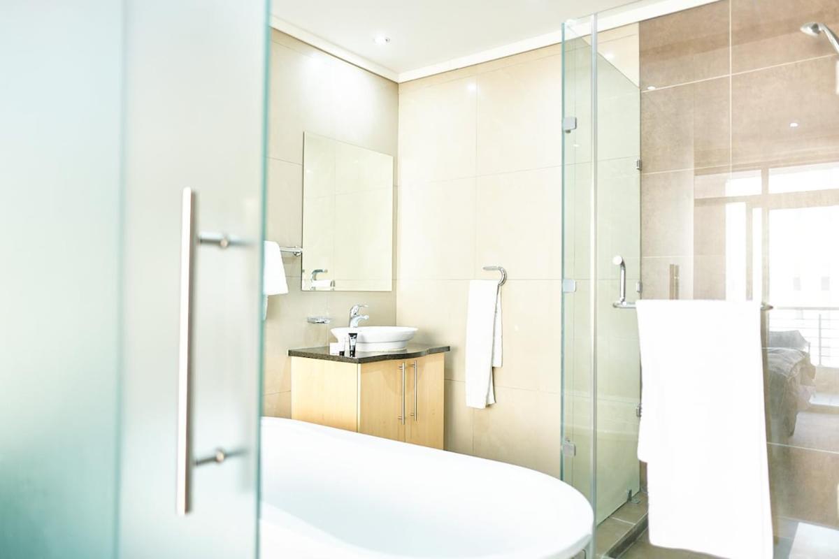 Prestige Penthouse In Sandton Johannesburg