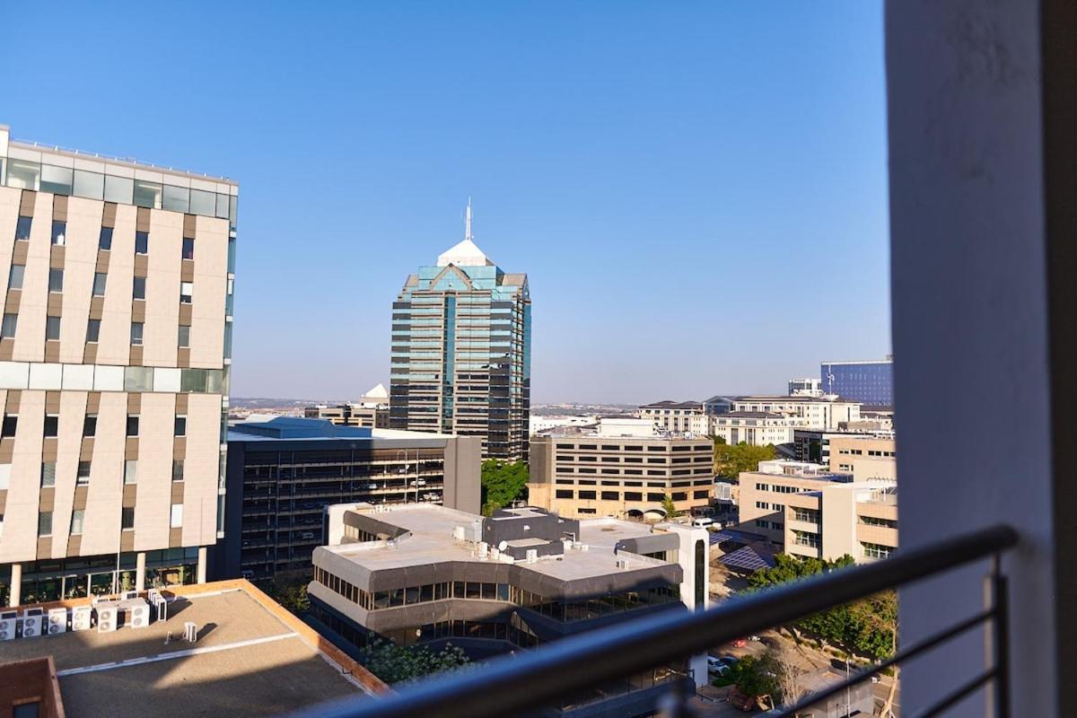 Prestige Penthouse In Sandton Johannesburg