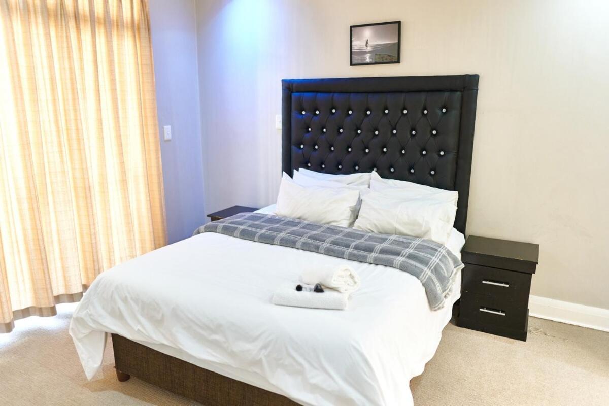 Prestige Penthouse In Sandton * Johannesburg
