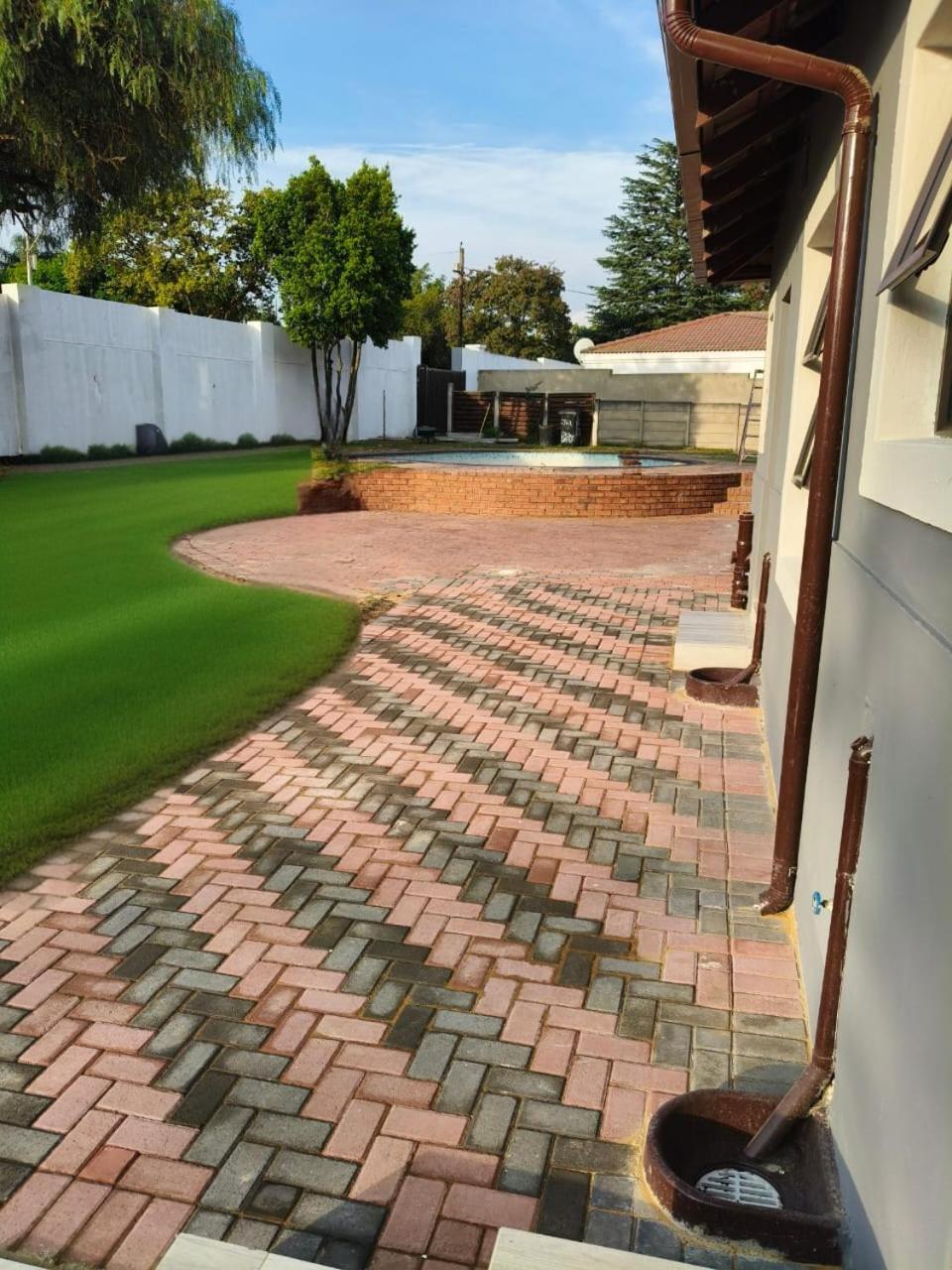 Nu Oasis Nhà khách Johannesburg