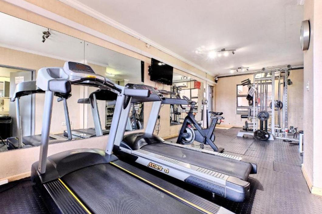 77 Grayston Dr 3 Bed In Sandton Apartment Johannesburg