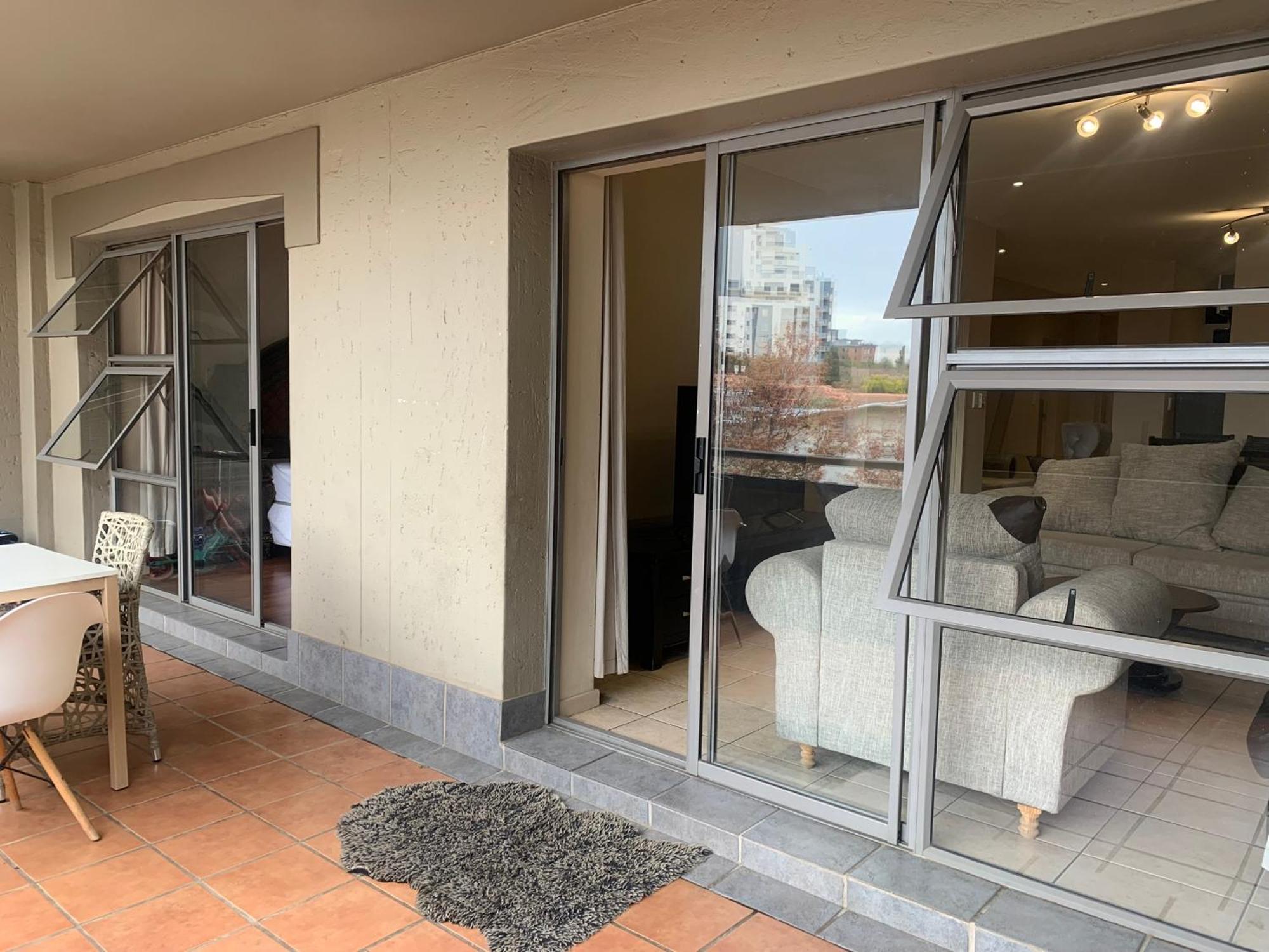 Apartment 77 Grayston Dr 3 Bed In Sandton Johannesburg