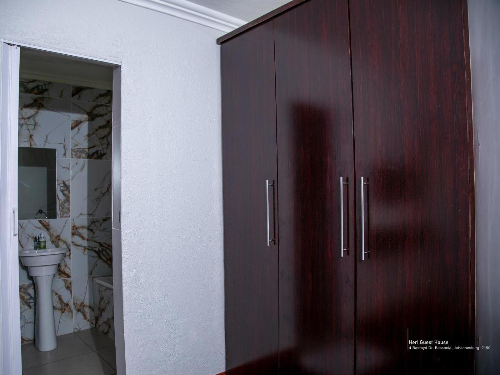 Heri Guest house *