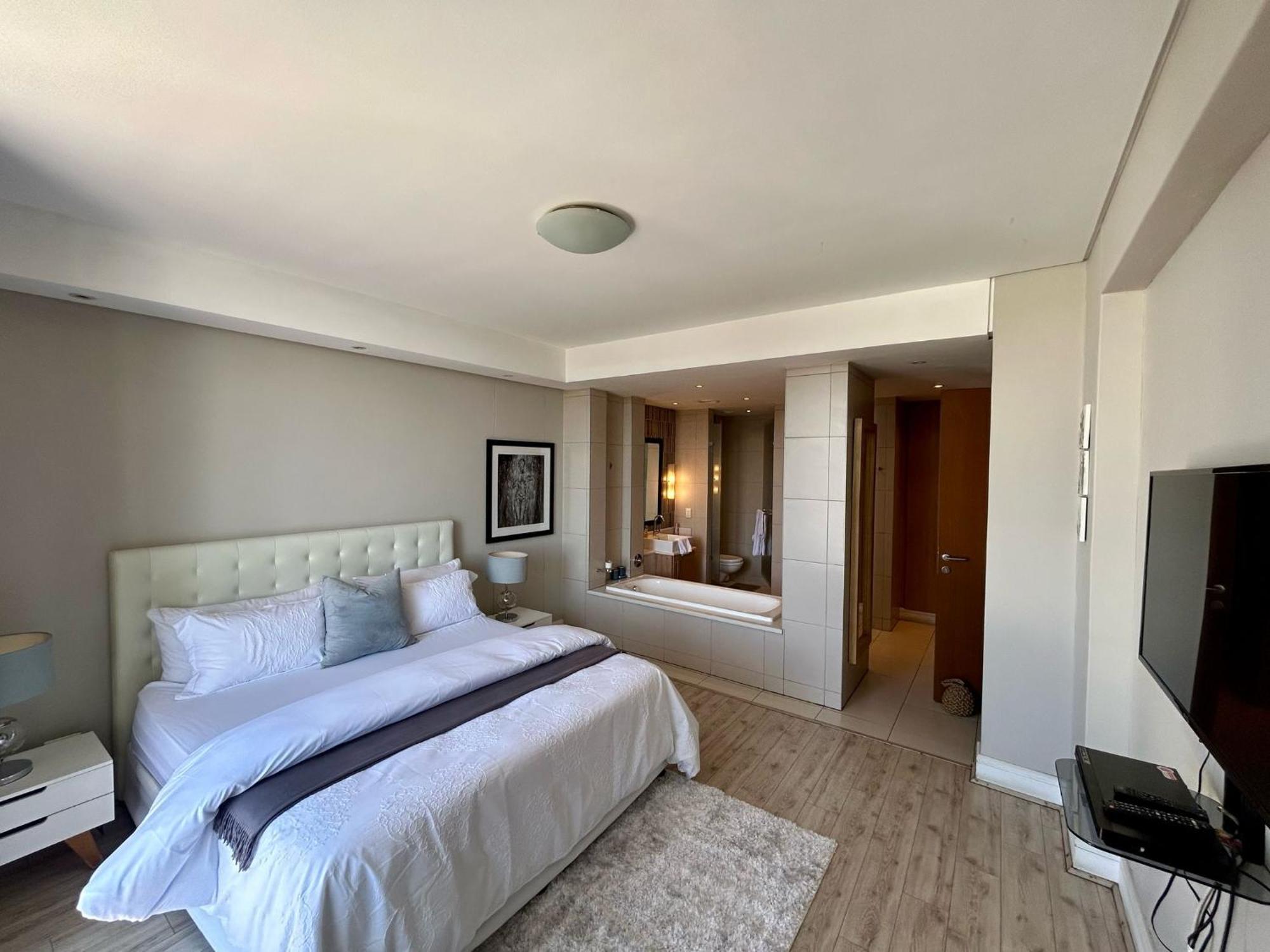 Executive 2-bedroom Luxury In Bedford Centre Mall * Joanesburgo