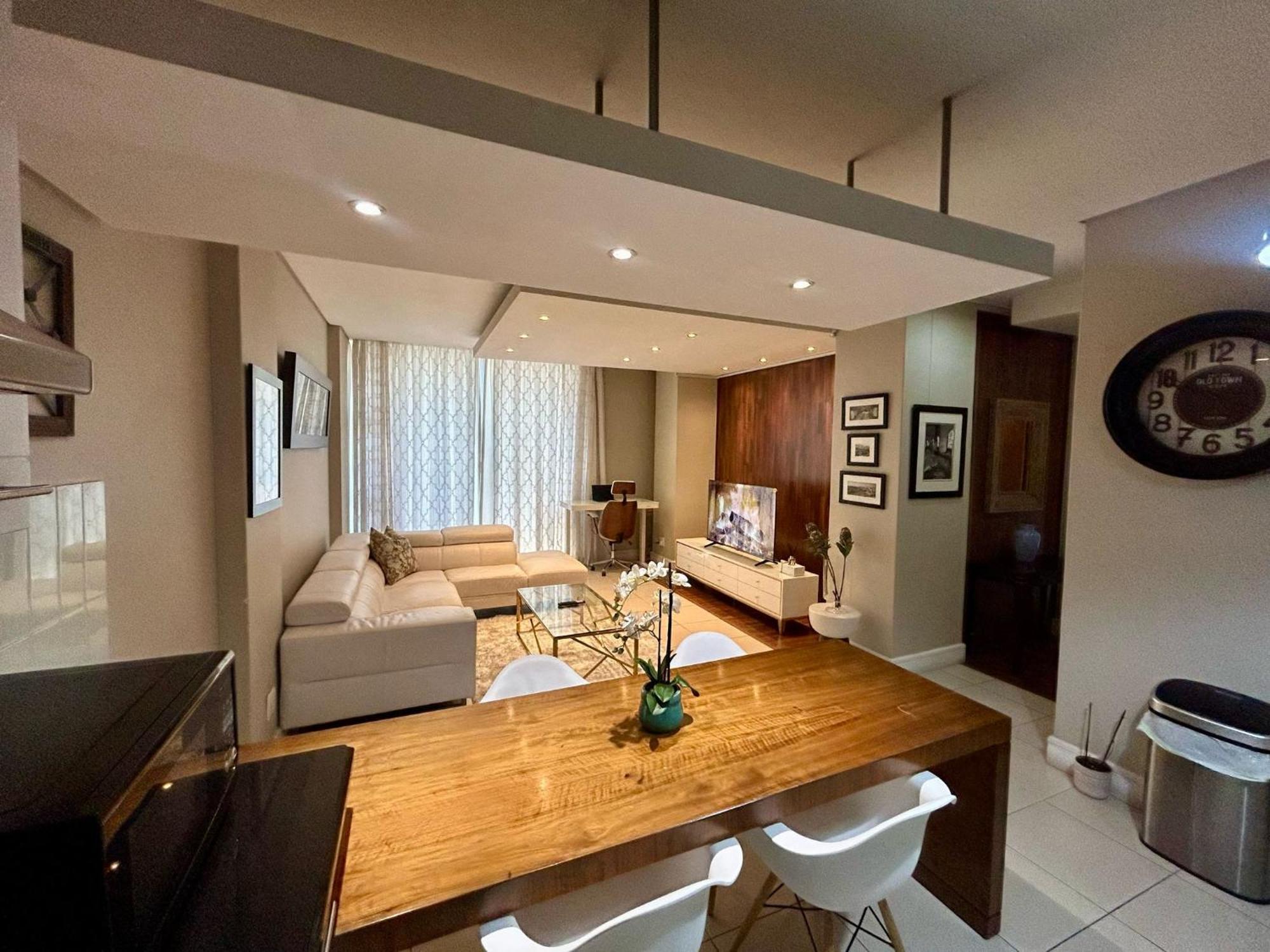 Executive 2-bedroom Luxury In Bedford Centre Mall Joanesburgo