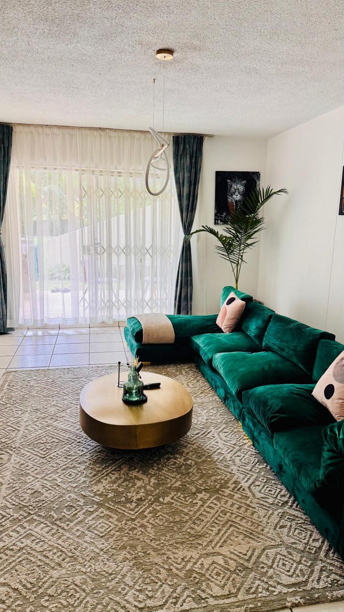 Homestay Room, In A Shared Haven In The Heart Of Sandton *