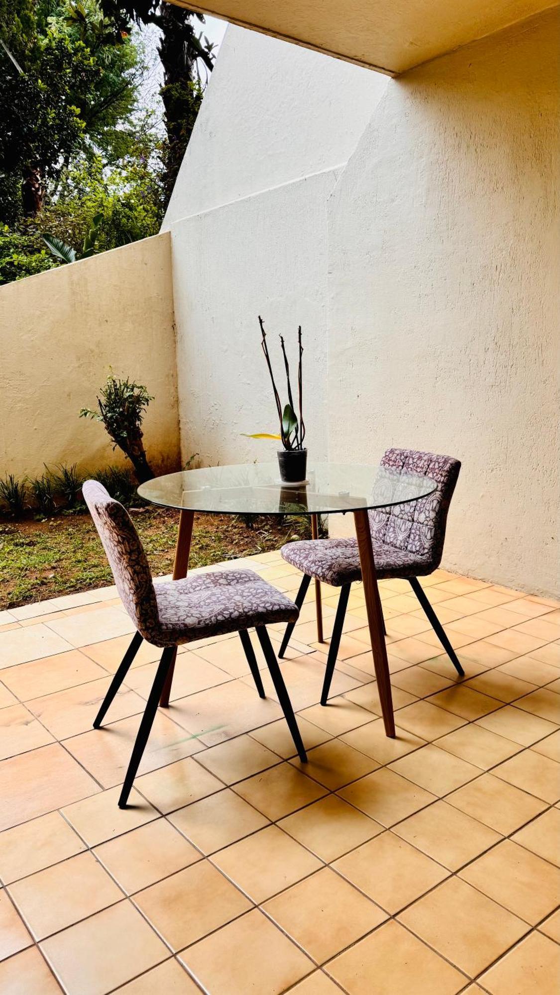 Room, In A Shared Haven In The Heart Of Sandton Homestay Johannesburg