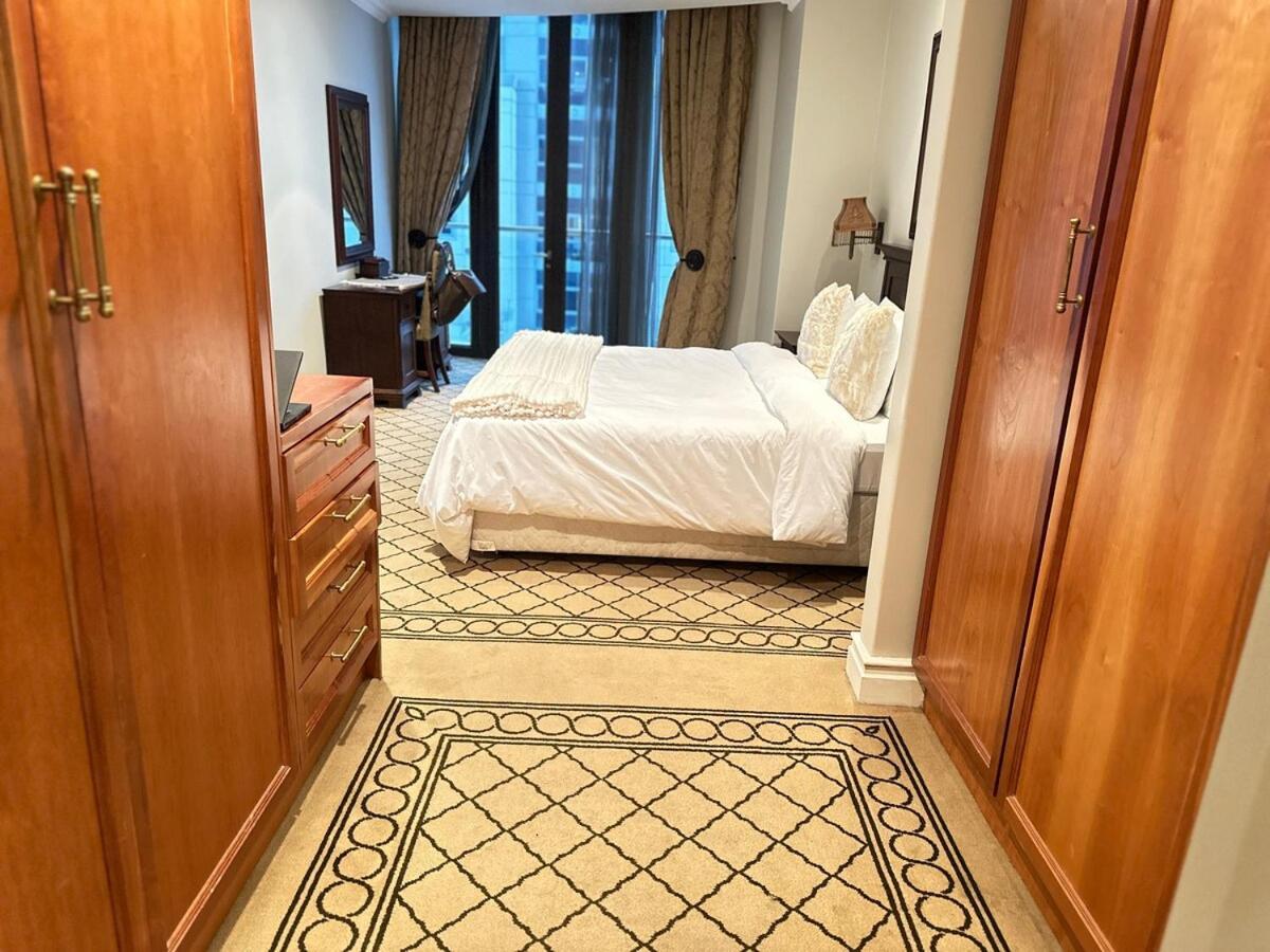 Luxurious Penthouse In Sandton * Johannesburg