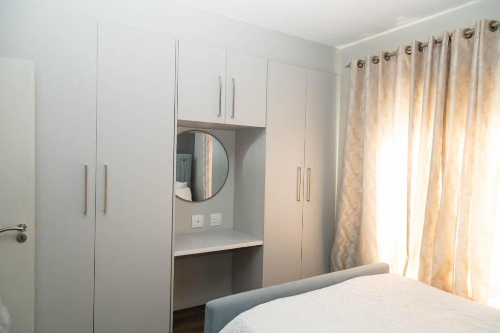 Apartamento The Atrium Sandton 2 Bedroom Joanesburgo