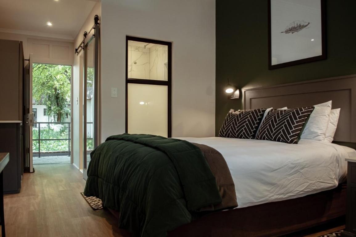 Indaba Hotel, & Conference Center 4*