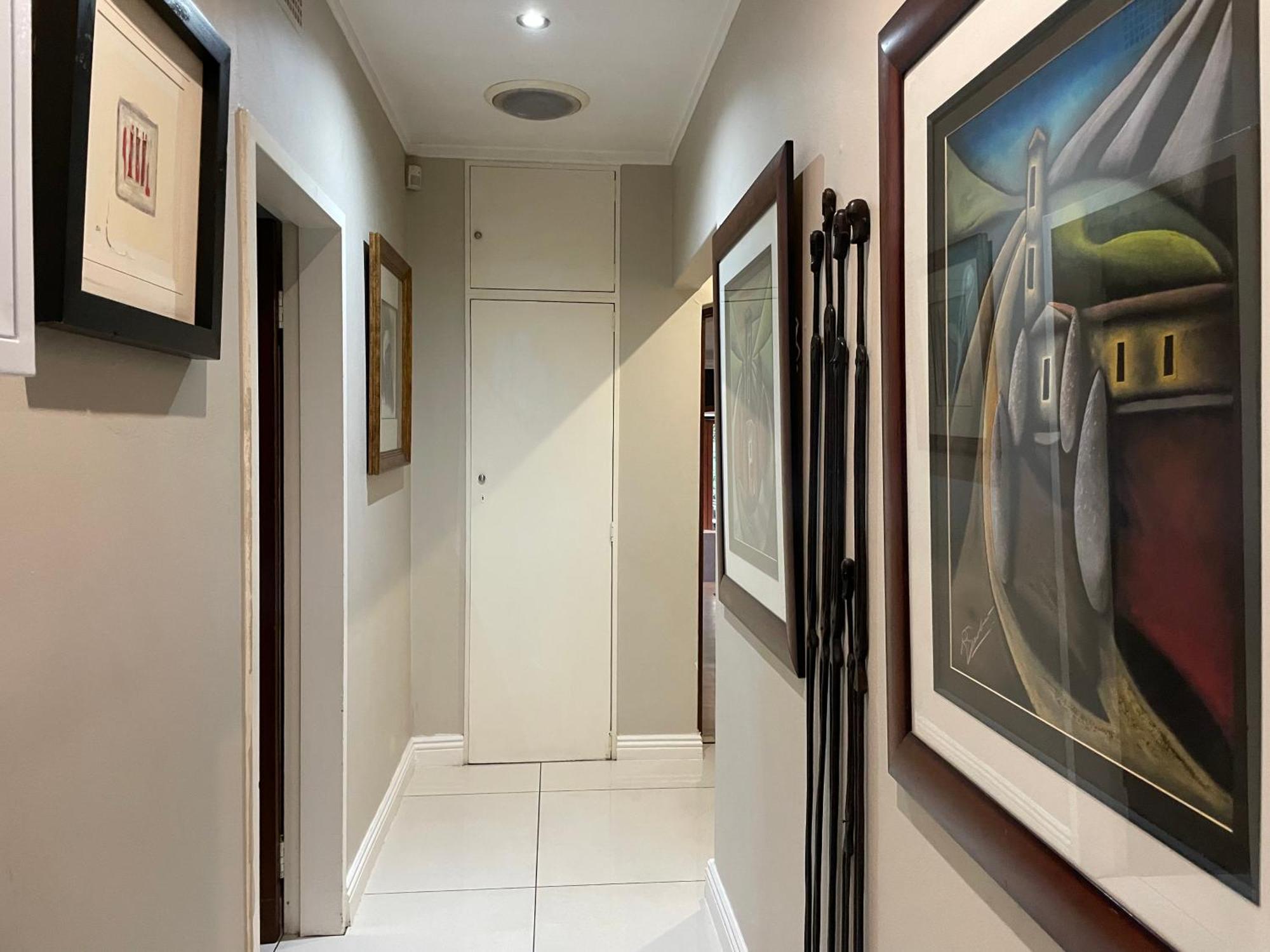 The Ridgeback, 4 Bedroom House Bryanston Nhà nghỉ Johannesburg