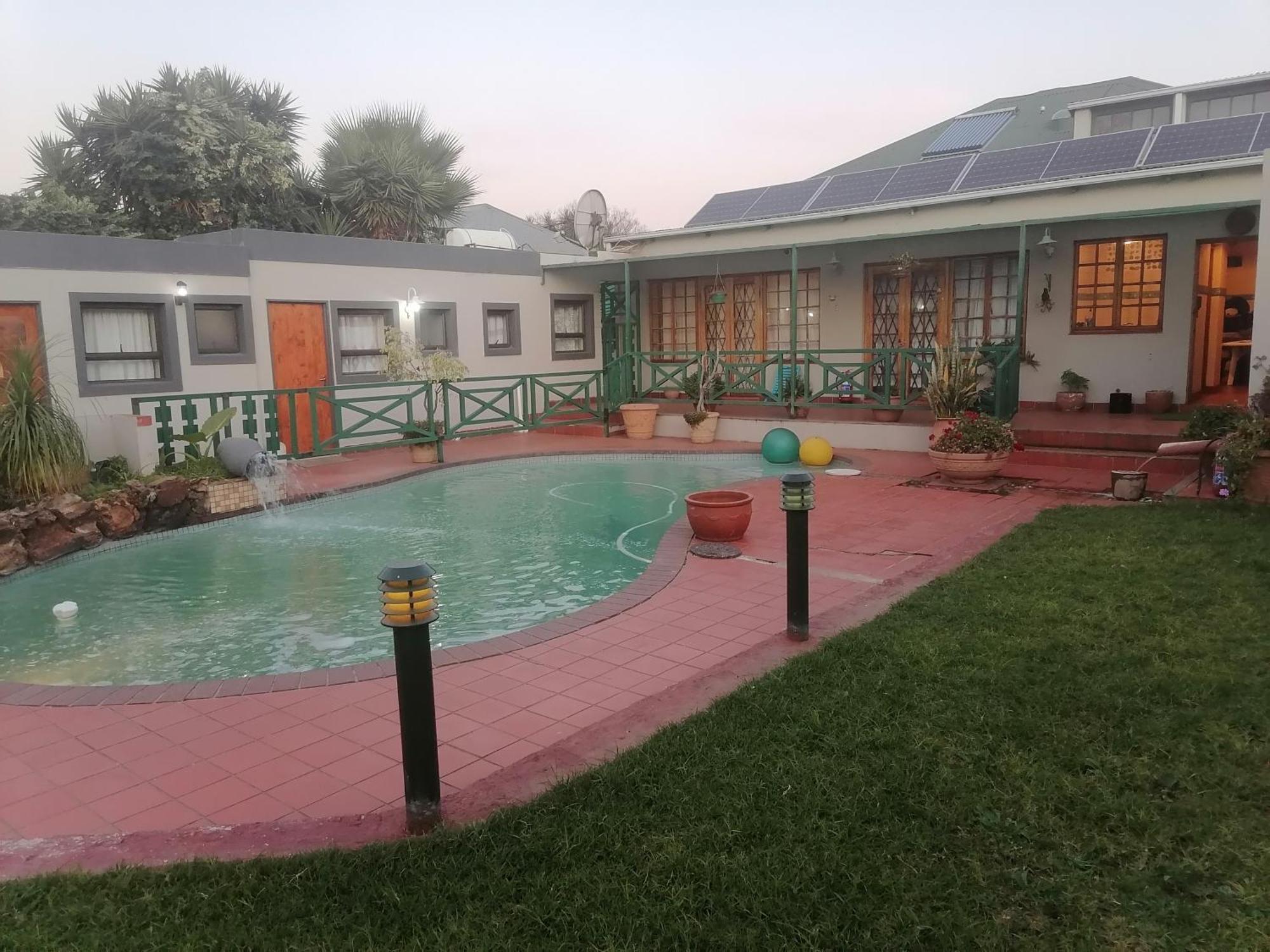 Valleycenter Guestlodge Johannesburg