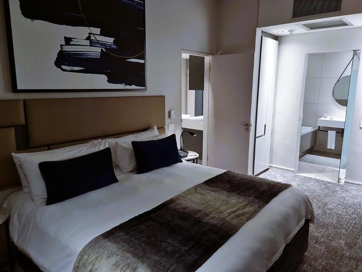 Luxury 2 Bedroom-capital In Sandton Apartment Johannesburg