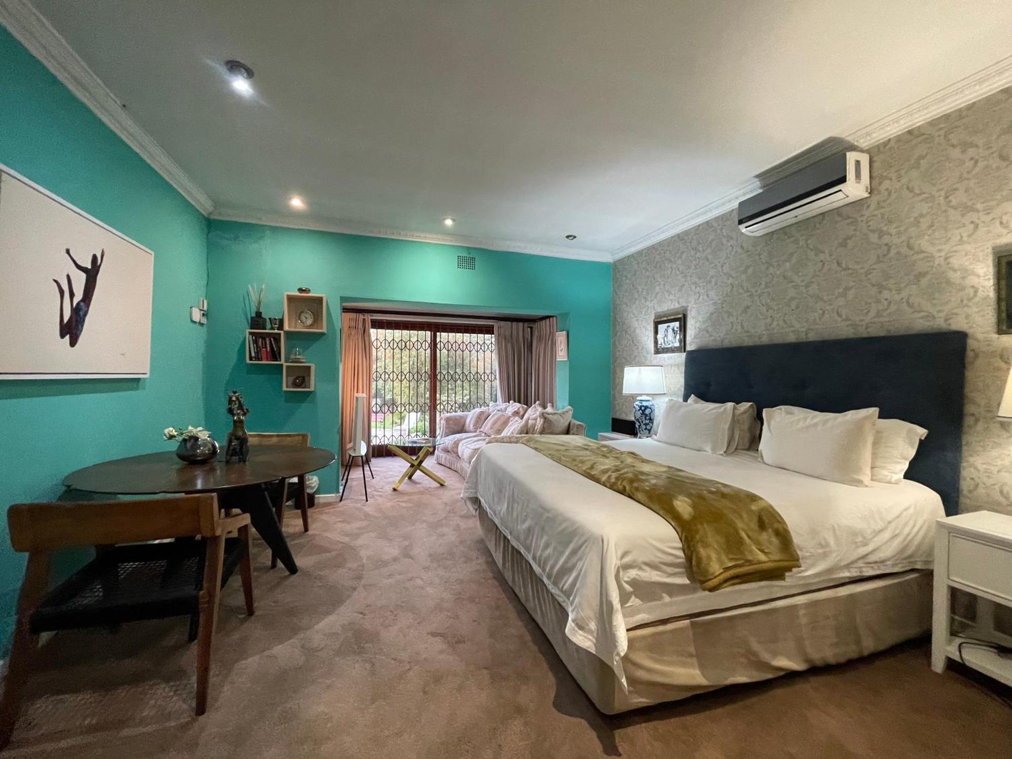 The Ridgeback, 4 Bedroom House Bryanston *