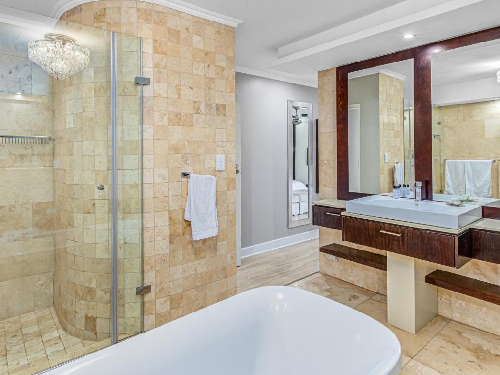 Apartment Luxury Penthouse In The Heart Of Sandton *