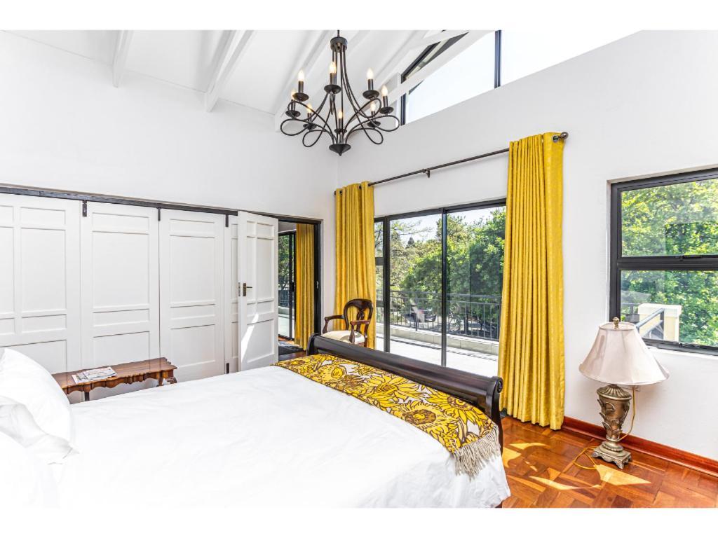 Kwamagogo Villa, Chartwell Apartment *