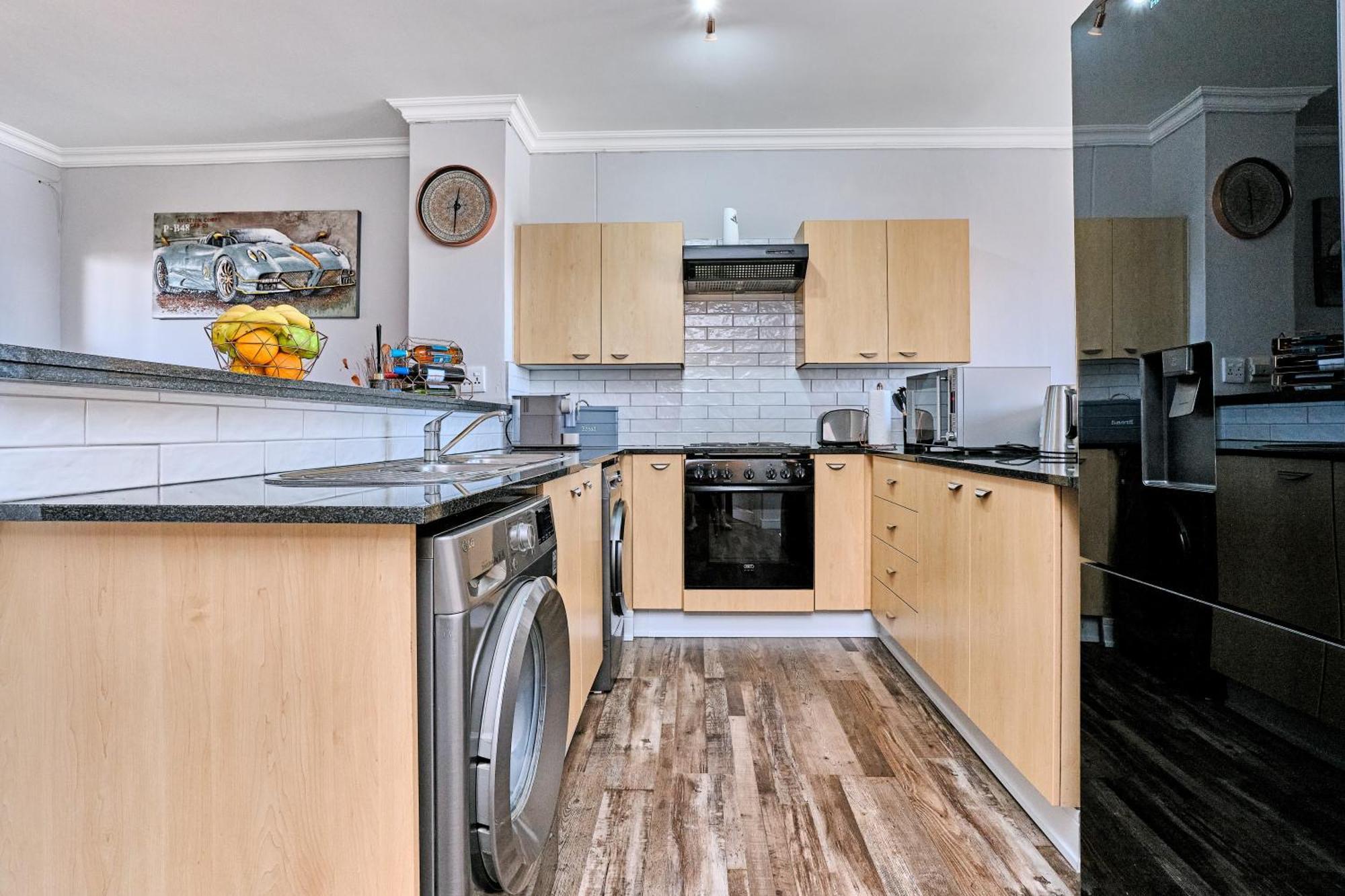 Westpoint Executive Suites, Sandton, Apartamento *