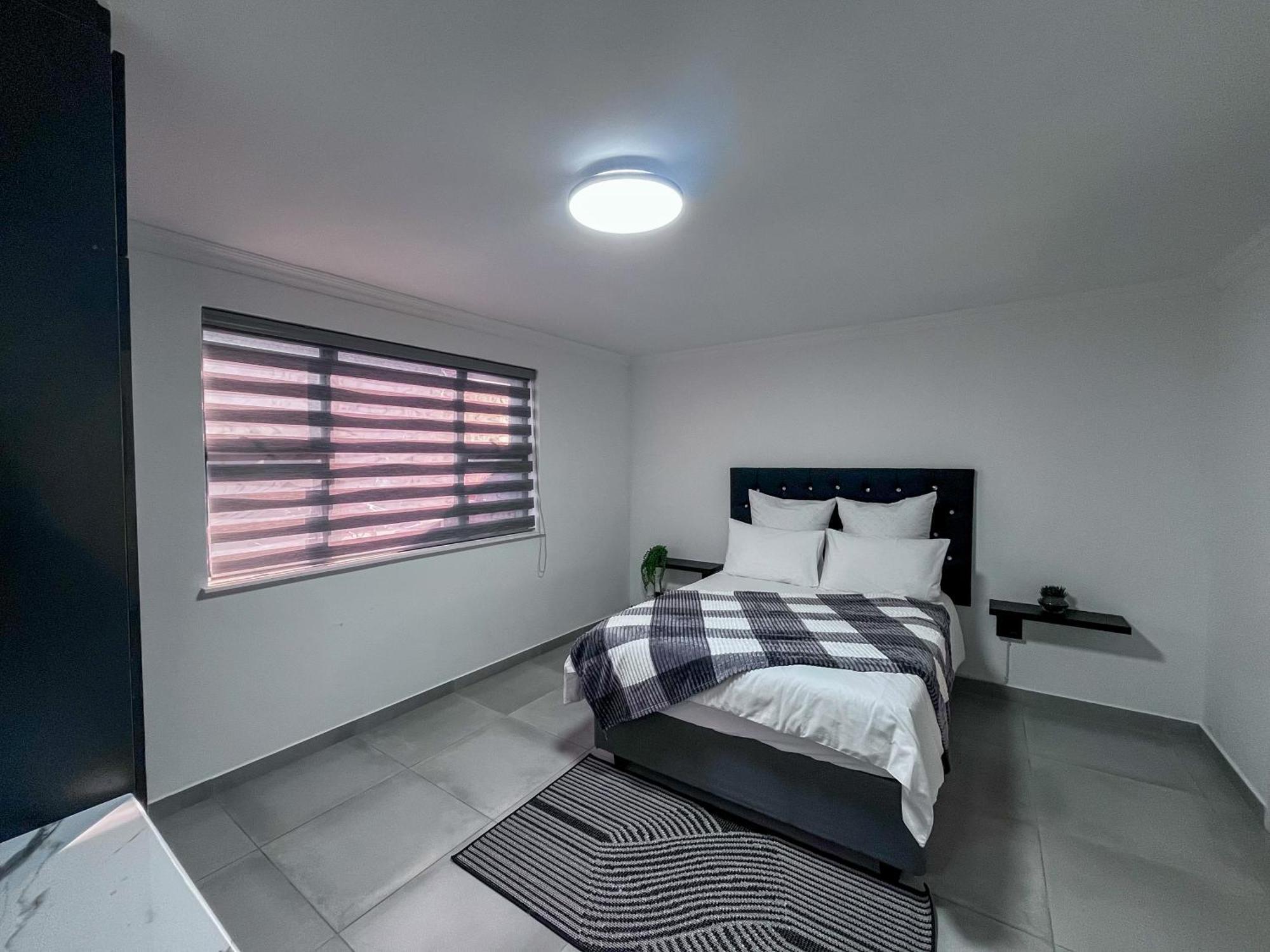 The Lantern Luxe Retreat *