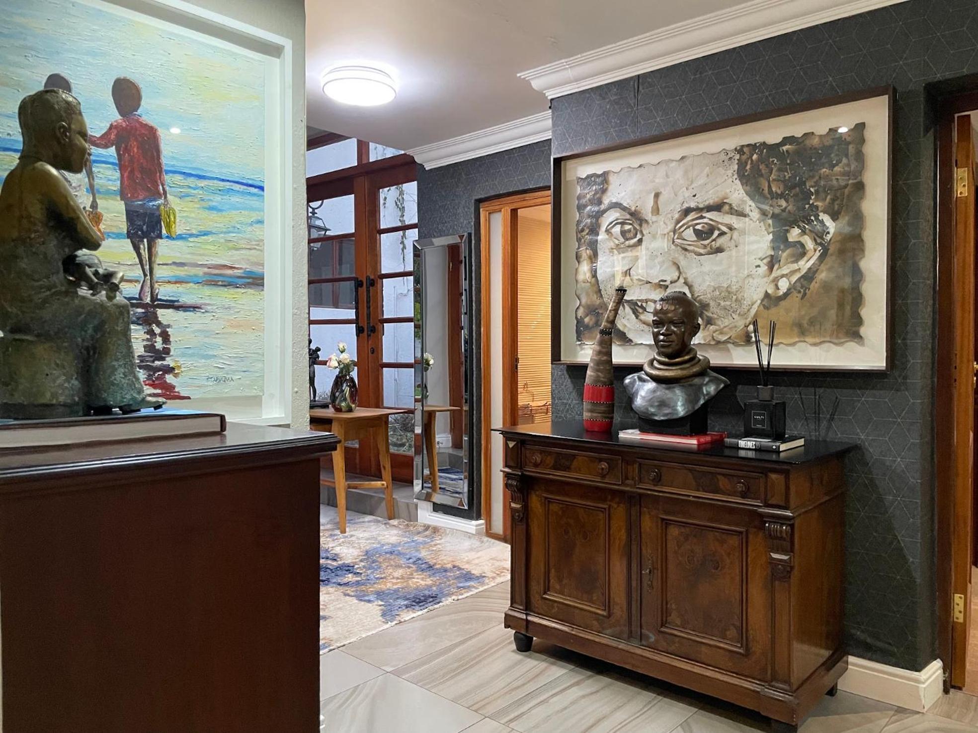 The Ridgeback, 4 Bedroom House Bryanston Nhà nghỉ