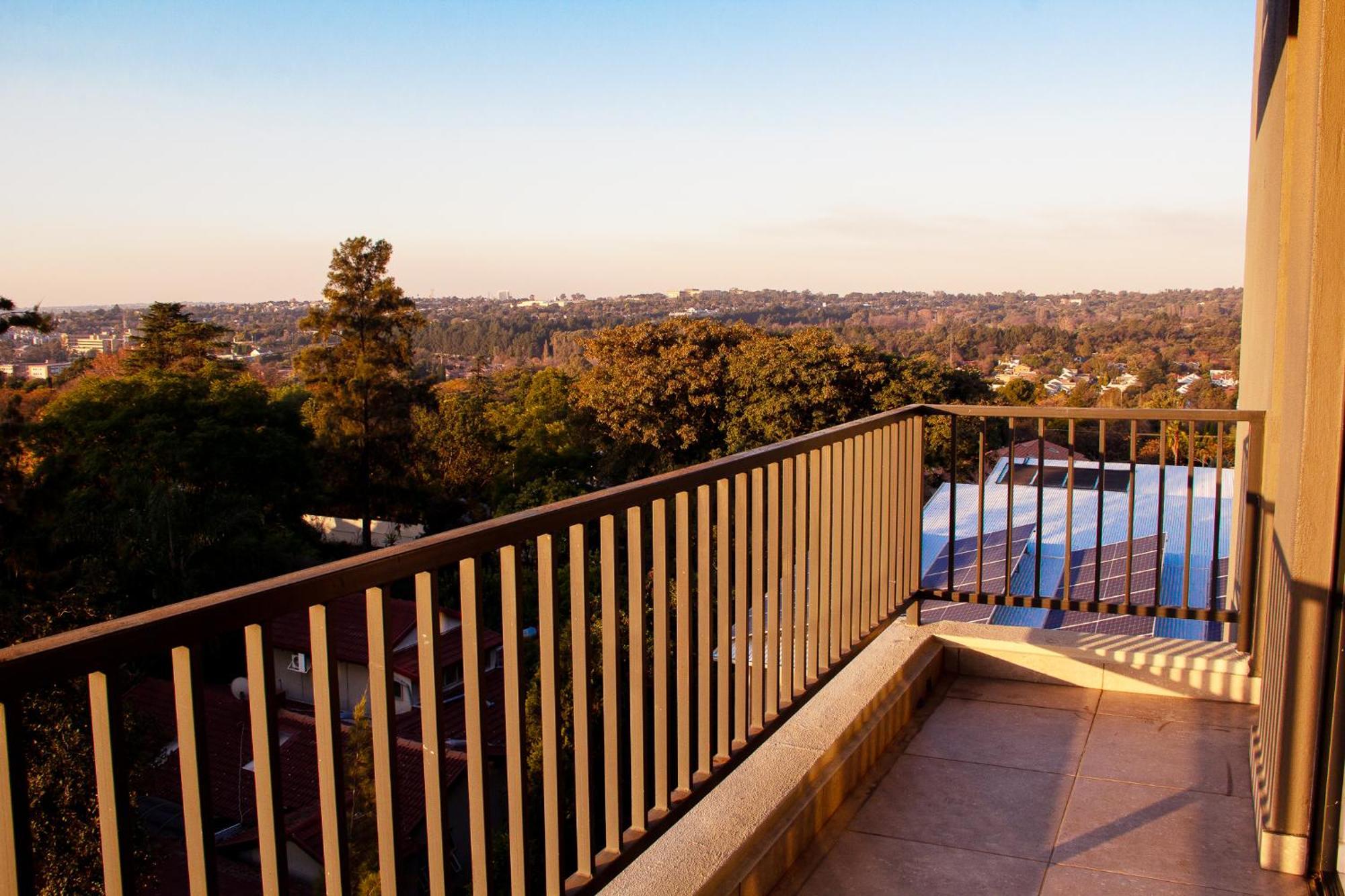 2br-2ba - Rivonia 1 Apartment
