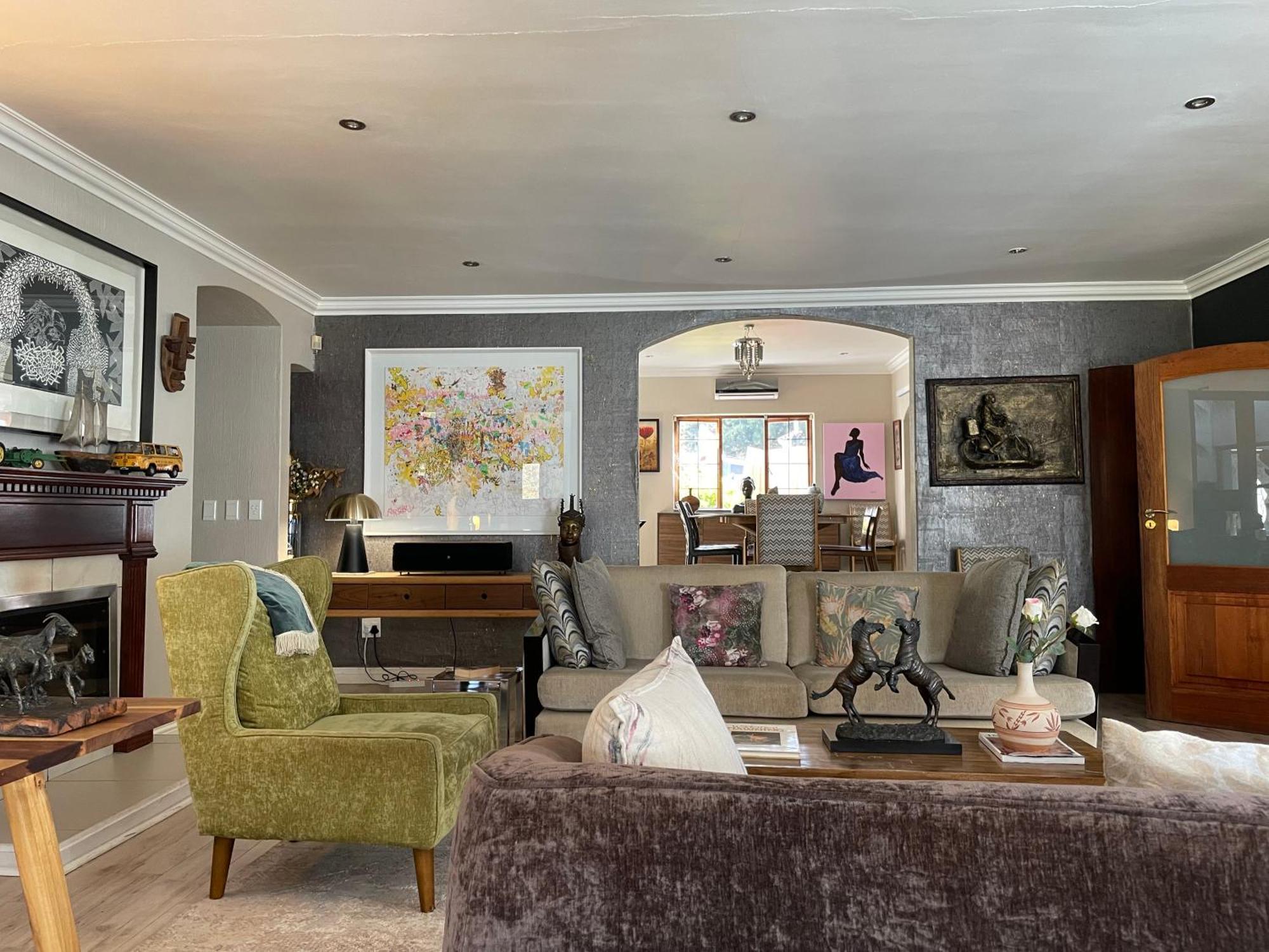 The Ridgeback, 4 Bedroom House Bryanston Nhà nghỉ Johannesburg