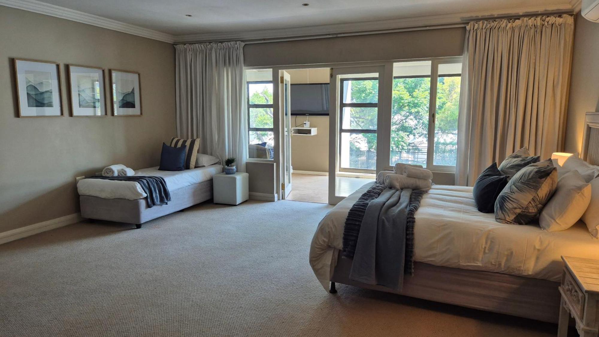 Villa Parkhurst Luxe Retreat