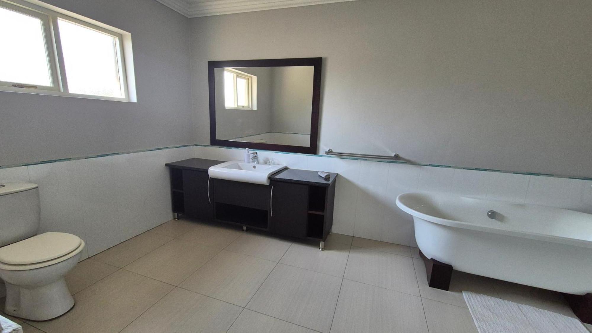 Villa Parkhurst Luxe Retreat