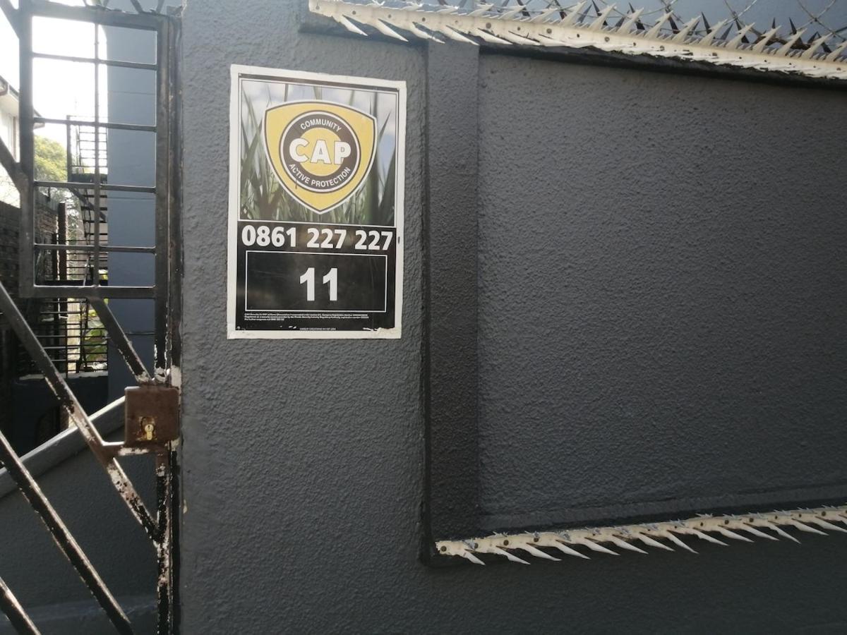 Modern 2 Bedroom In Upper Houghton, Near Wits, Uj * Johannesburg