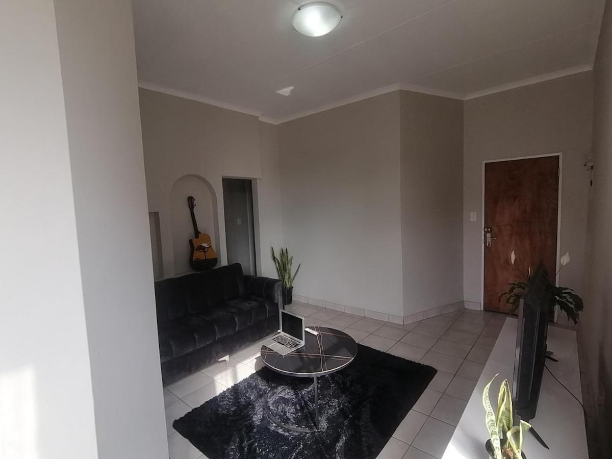 Modern 2 Bedroom In Upper Houghton, Near Wits, Uj Apartment *