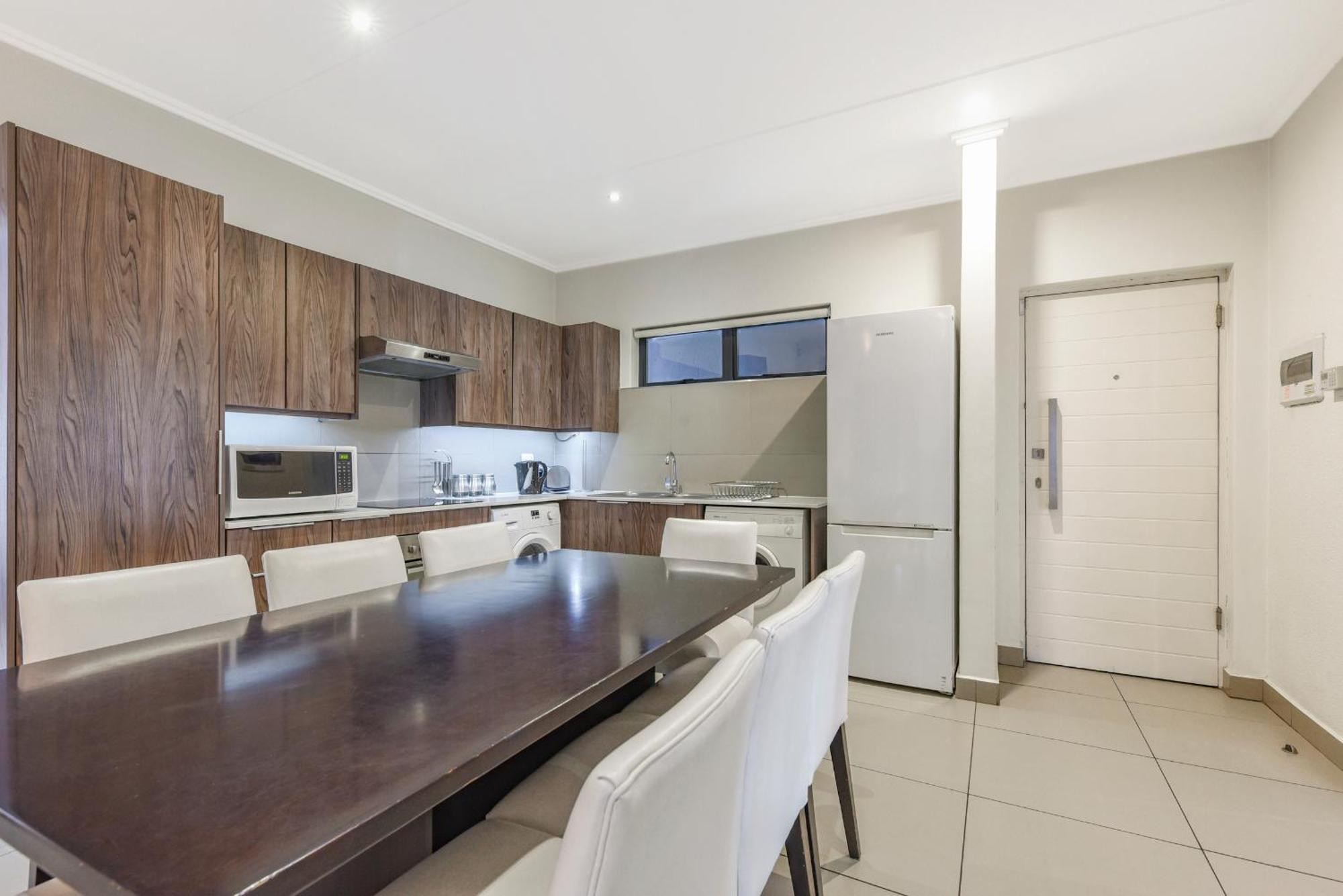 The Odyssey Lifestyle Complex Morningside - 2 Br Apartamento *
