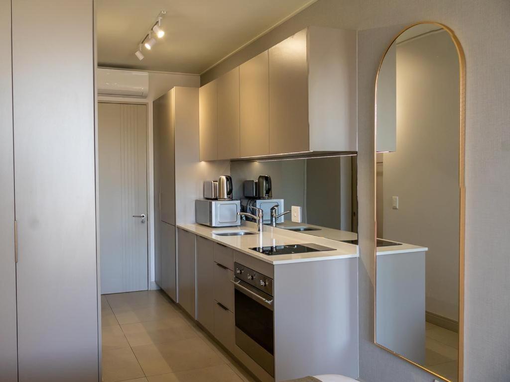 One Rosebank Executive Johannesburg