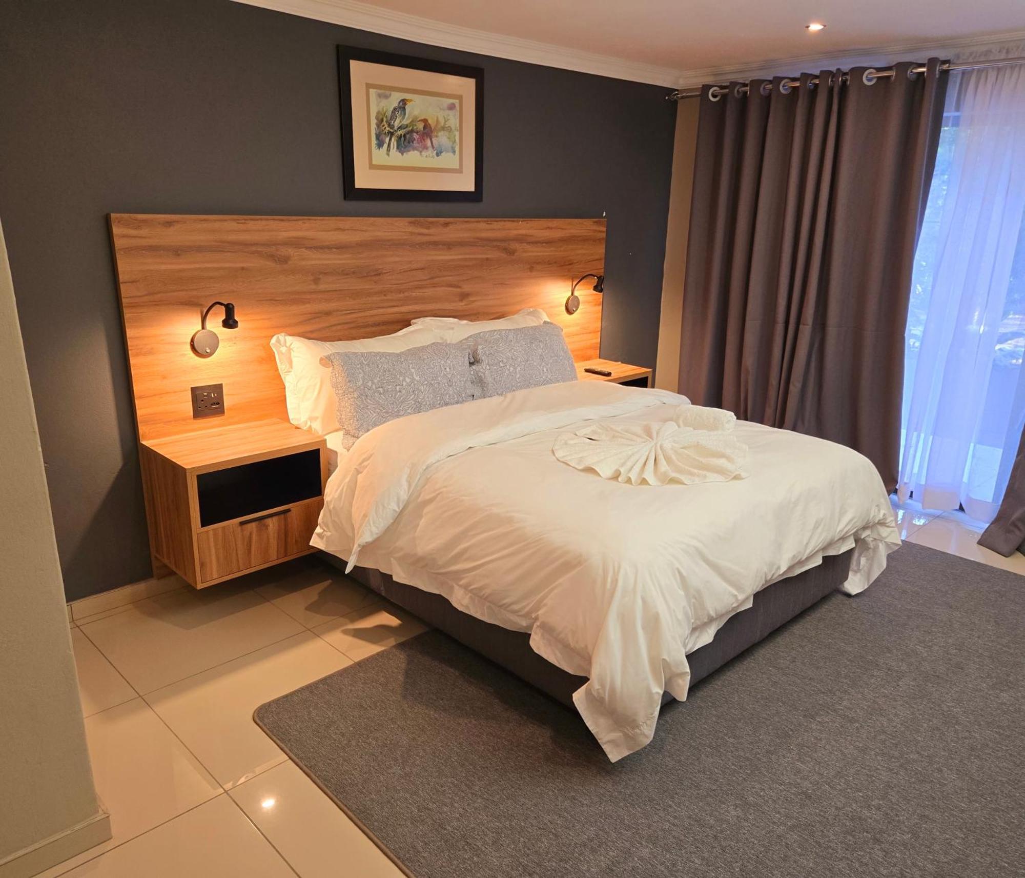The Hide On Aston-sandton *