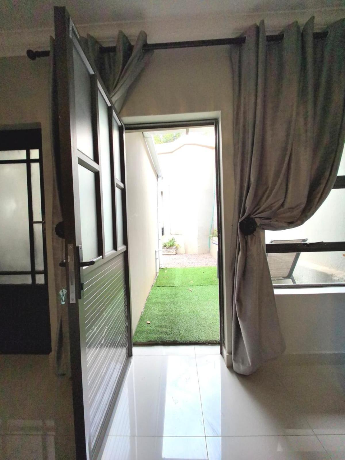 Bryanston Palms Aparthotel Johannesburg